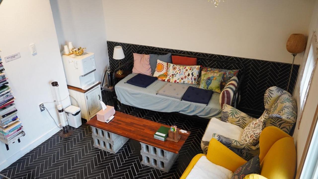 Hannahstay Women Only Guesthouse Чеджу Екстериор снимка