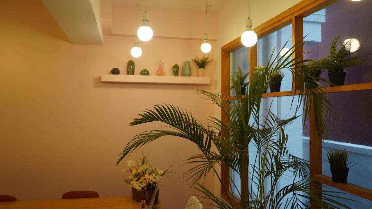 Hannahstay Women Only Guesthouse Чеджу Екстериор снимка