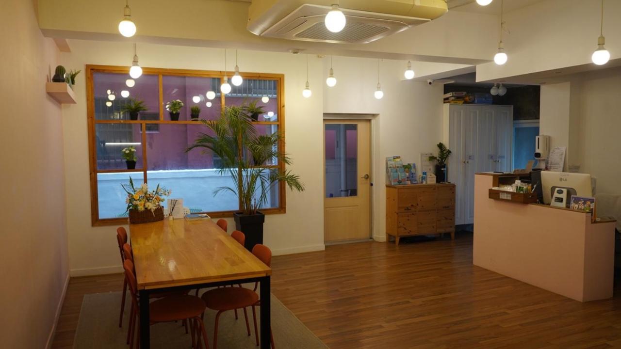 Hannahstay Women Only Guesthouse Чеджу Екстериор снимка
